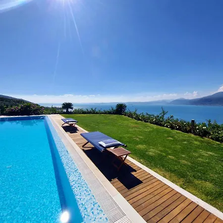 Mini Di Lusso Con Piscina 펜션 *