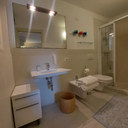 Mini Di Lusso Con Piscina 펜션 *